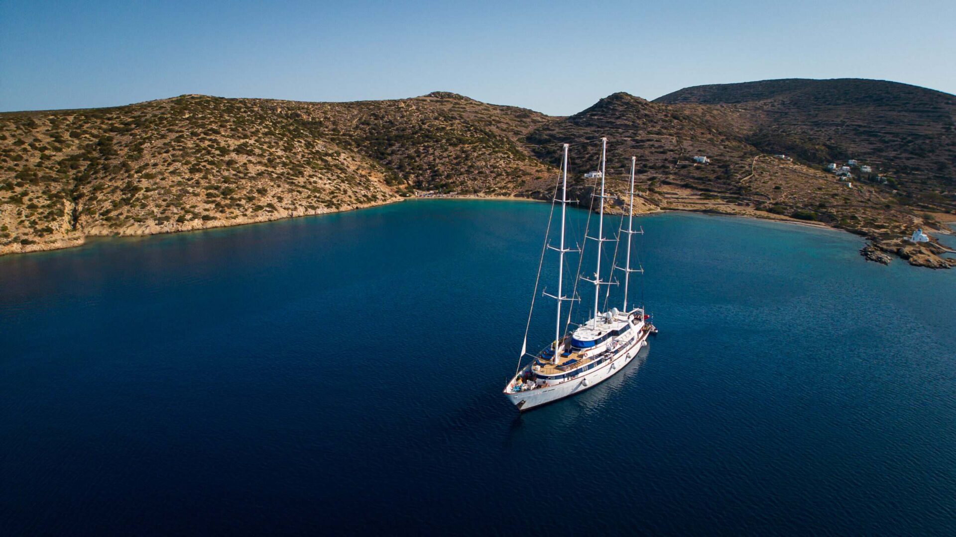 Aerial photo of Panorama boat