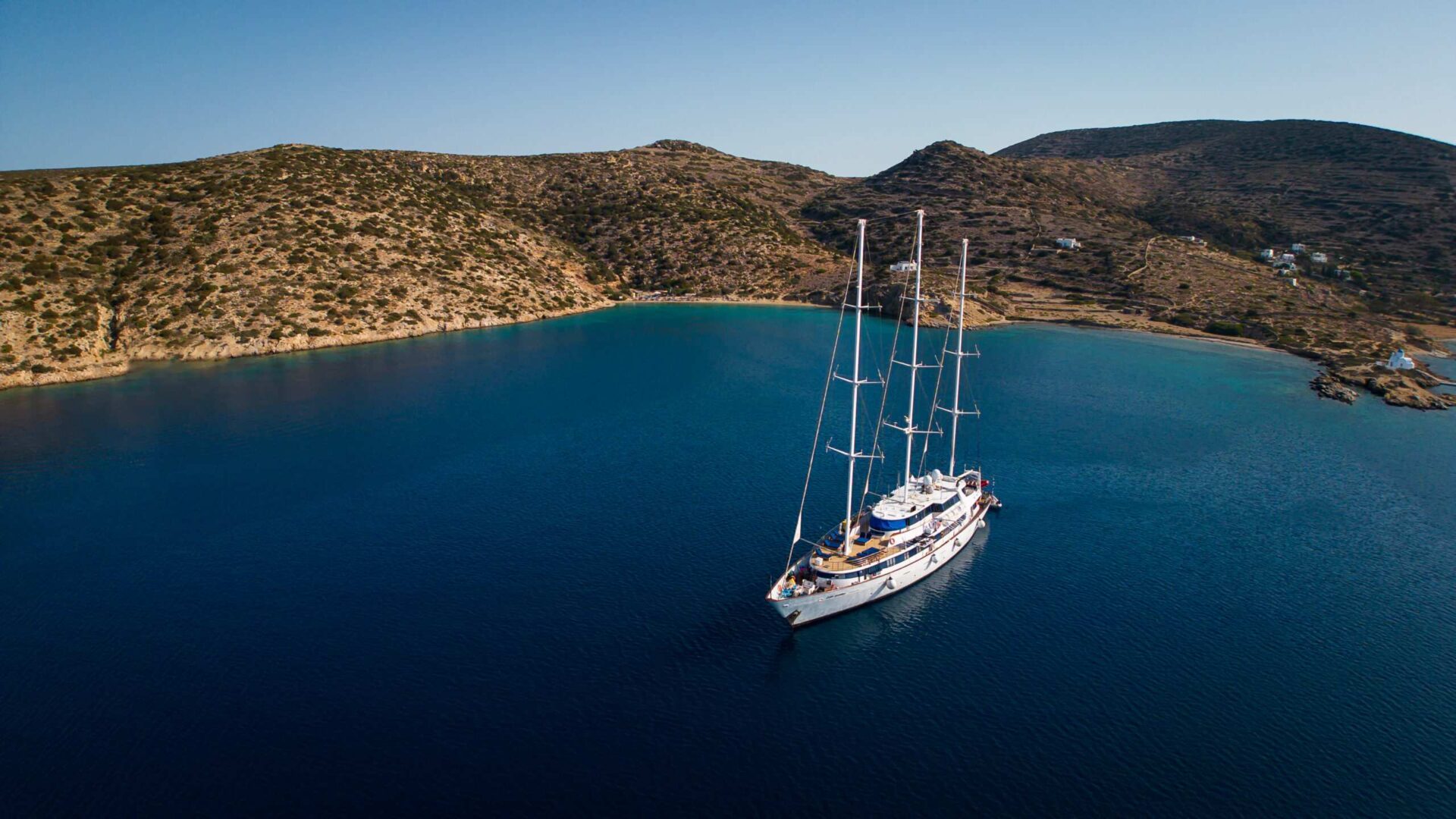 Aerial photo of Panorama boat