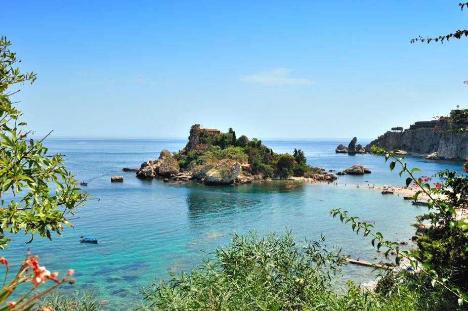 Experience the beauty of Taormina on a Variety Cruises tour