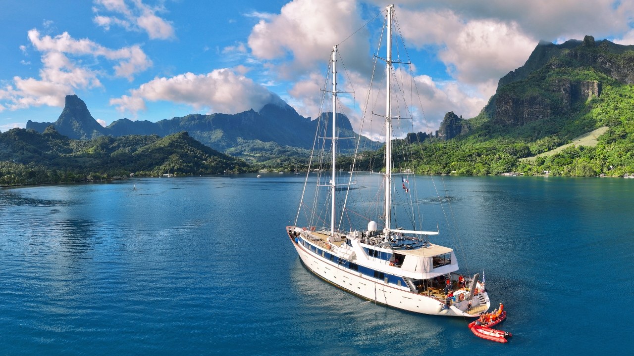 The Panorama II boat