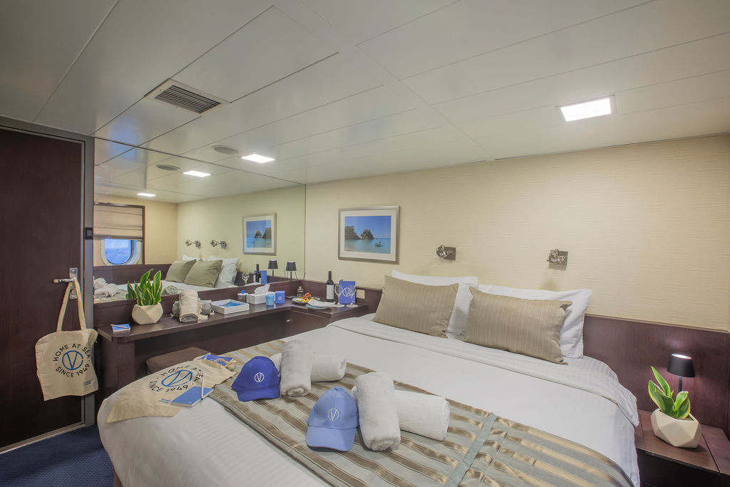Bed from a Category B cabin on the Harmony V
