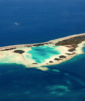 The blue lagoon of Rangiroa in French Polynesia